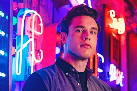 Ed Gamble lost 7 stone while living with type 1 diabetes.